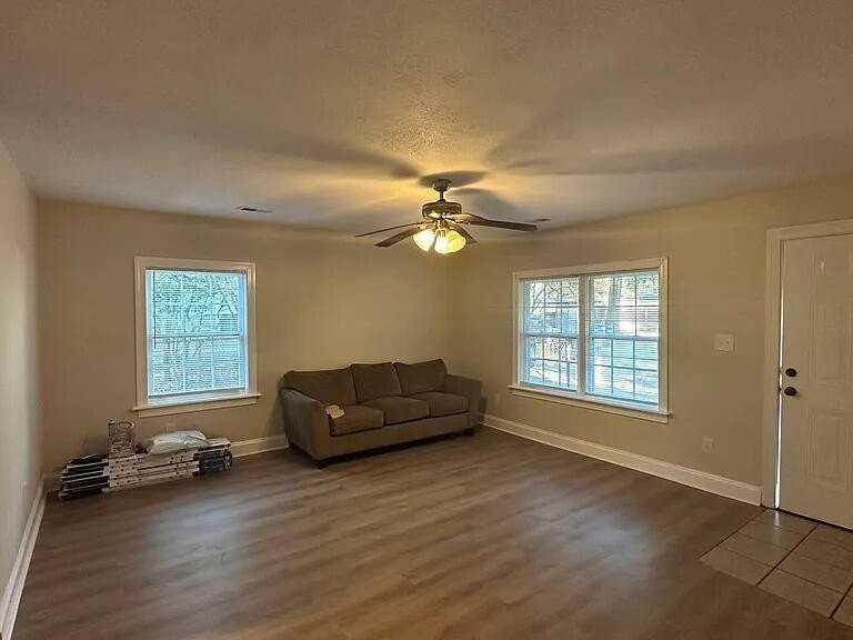 2330 Corabell Ave - Photo 7 of 18