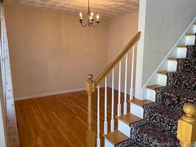 155 Ledgeland Dr - Photo 5 of 23