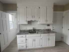 389 Hawley Ave #3 - Photo 1 of 1