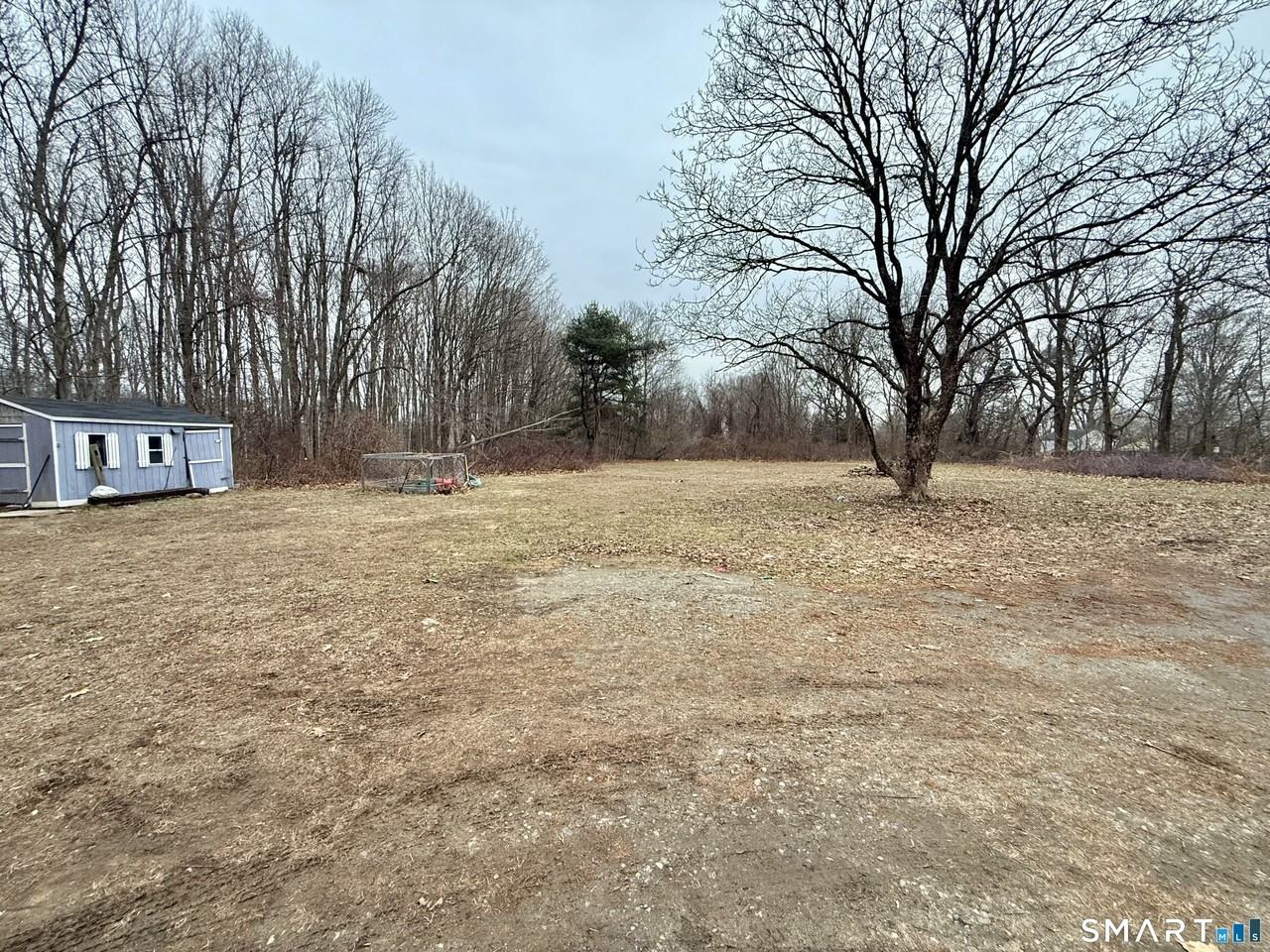 79 Elmwood Hts #B - Photo 2 of 15