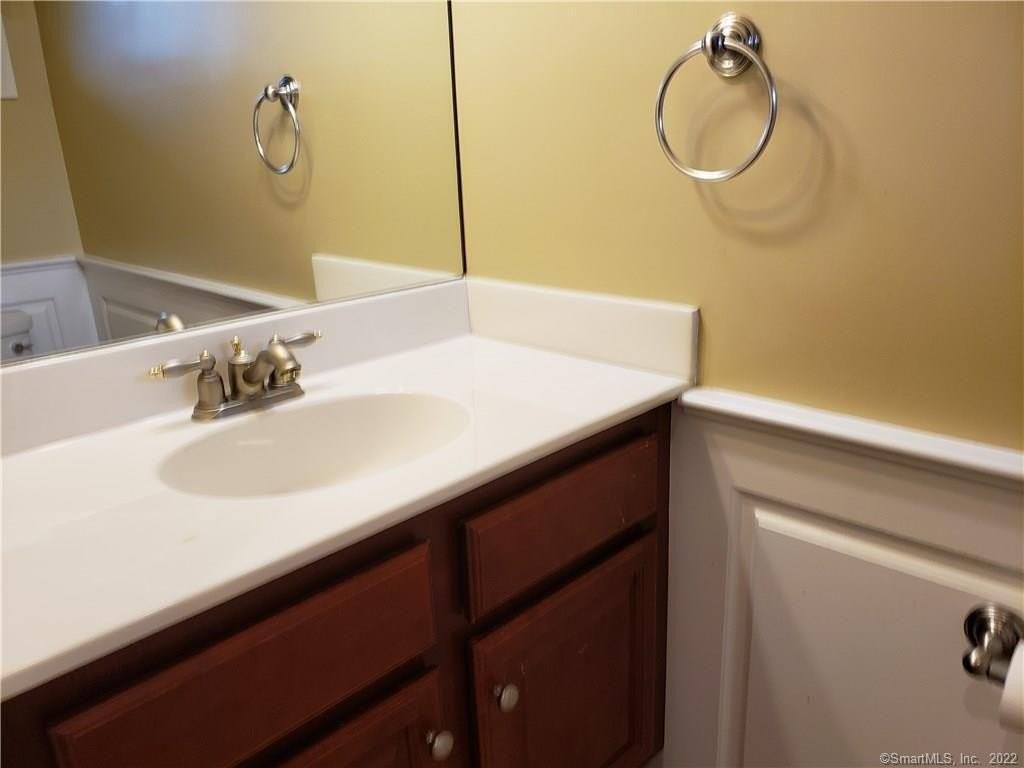 38 Smith Ave - Photo 7 of 20