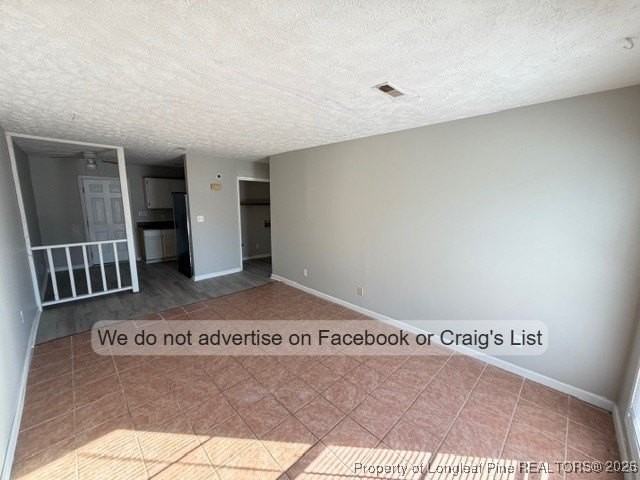 1427 Tangora Ln - Photo 2 of 7