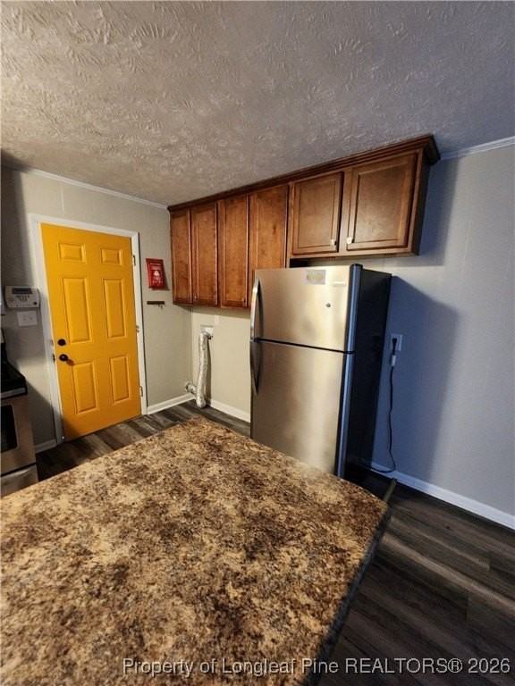 3529 Thomas Ave - Photo 5 of 12