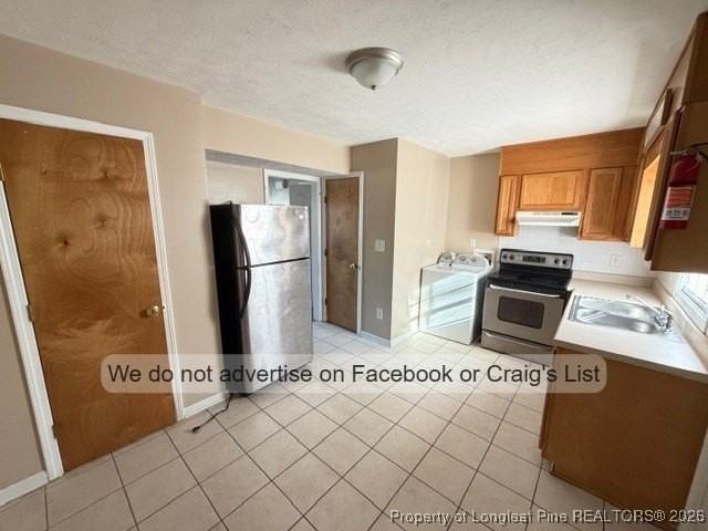 6467 Yadkin Rd Apt 6 #6 - Photo 3 of 8