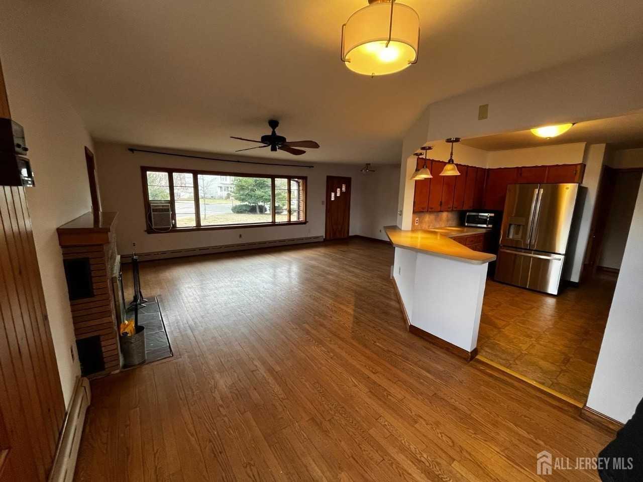 123 Mccutcheon Ave - Photo 4 of 13