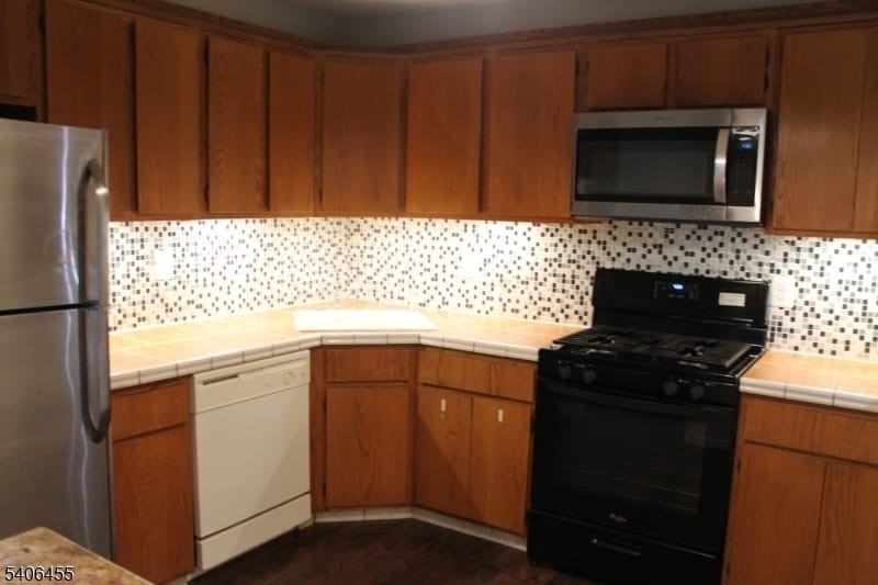 55 Crabapple Ln #55 - Photo 4 of 24