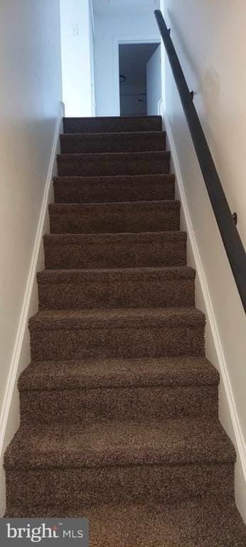 9 Cottage Gate Rd #B - Photo 2 of 12