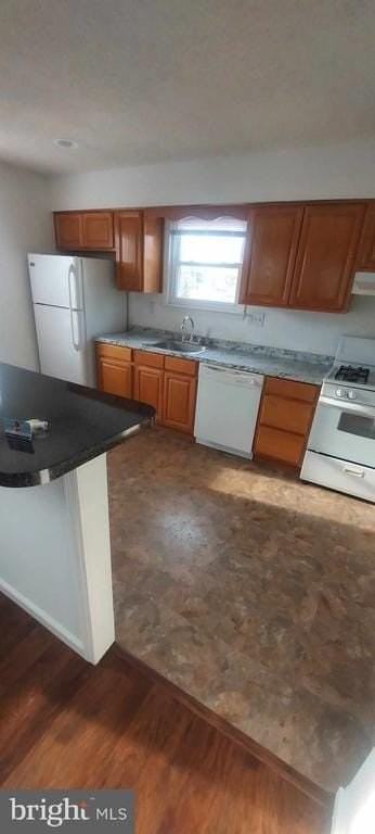 9 Cottage Gate Rd #B - Photo 5 of 12