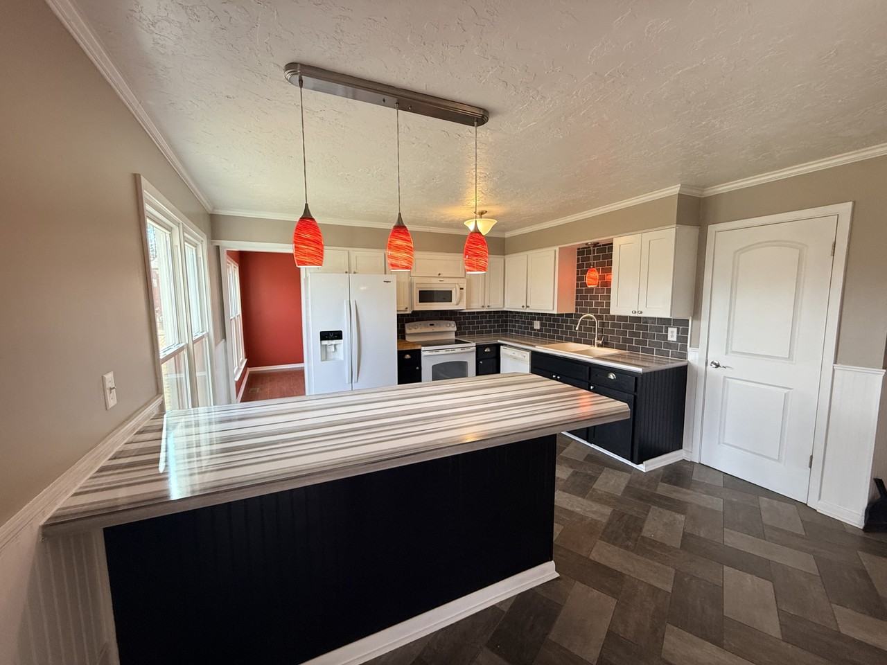 151 Cherokee Dr #1 - Photo 2 of 32