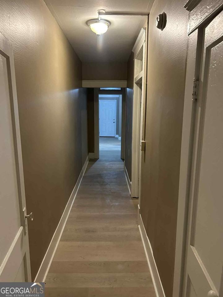 1049 Birch St - Photo 2 of 5