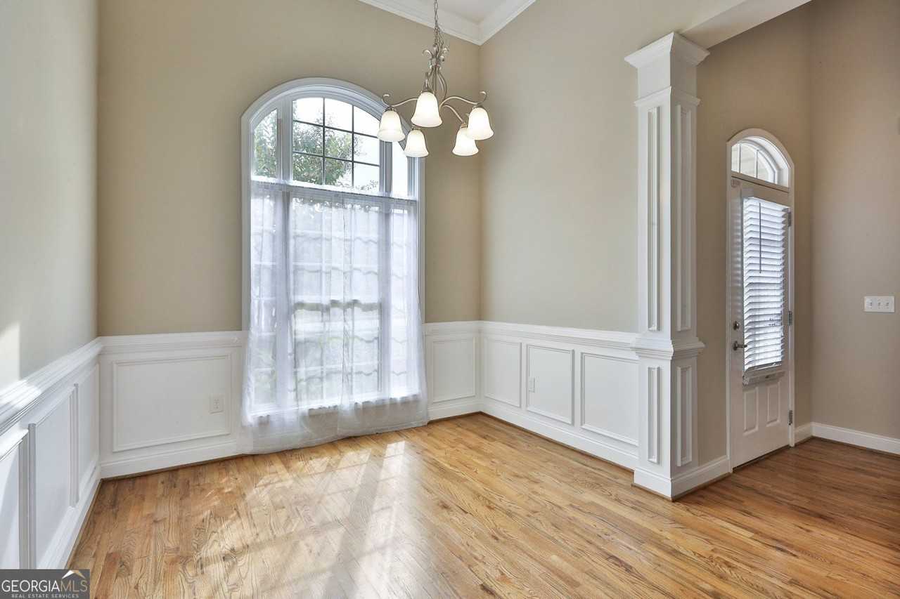 227 Village Park Dr - Photo 7 of 31