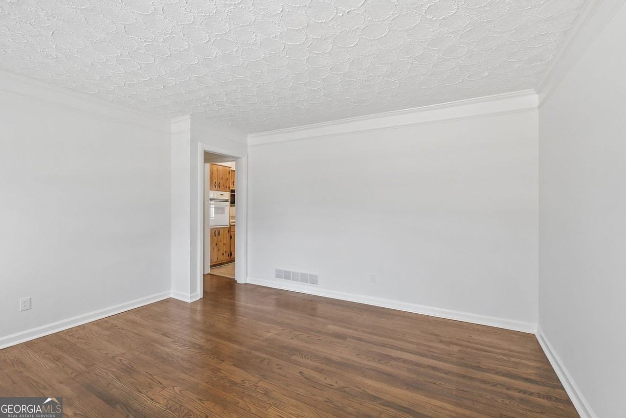 4205 S Hurt Rd Sw - Photo 6 of 36