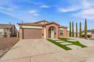 featured image of 14269 Escalera Dr