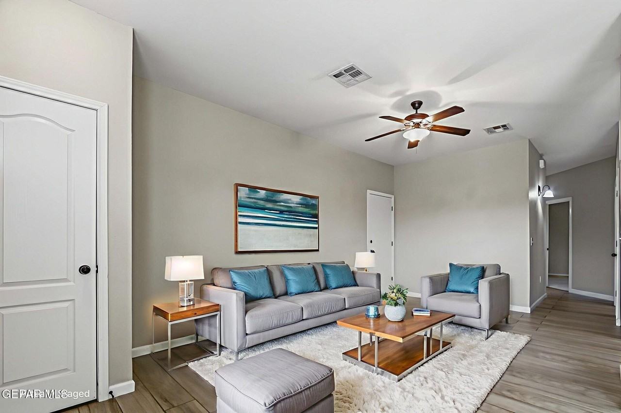 14269 Escalera Dr - Photo 3 of 32