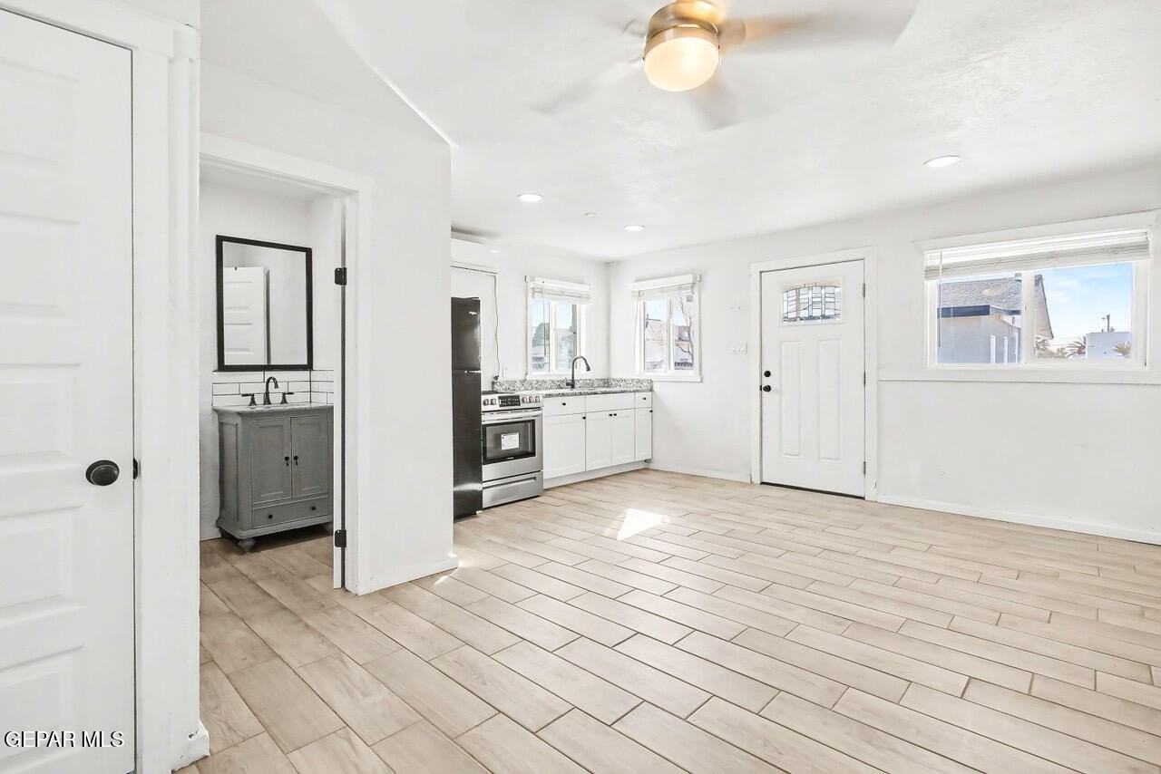 3109 Douglas Ave Unit D #D - Photo 4 of 7