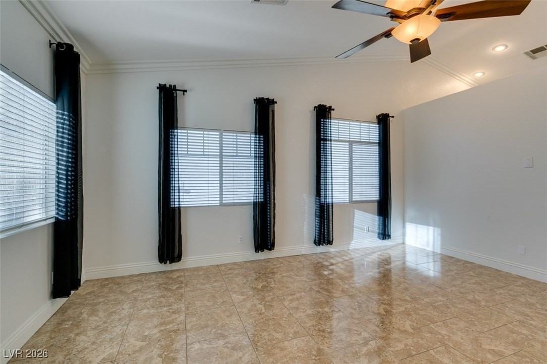 669 Pacific Cascades Dr - Photo 3 of 36