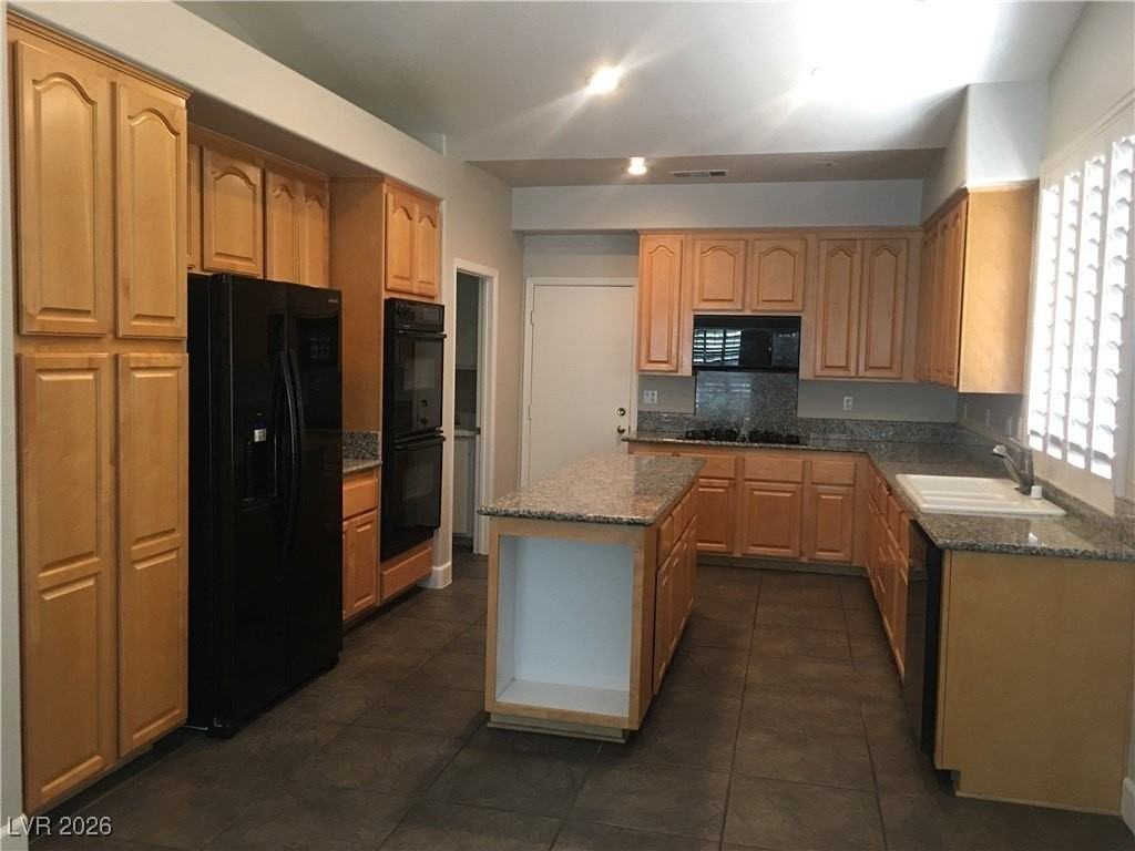 2016 Trailside Village Ave - Photo 4 of 12