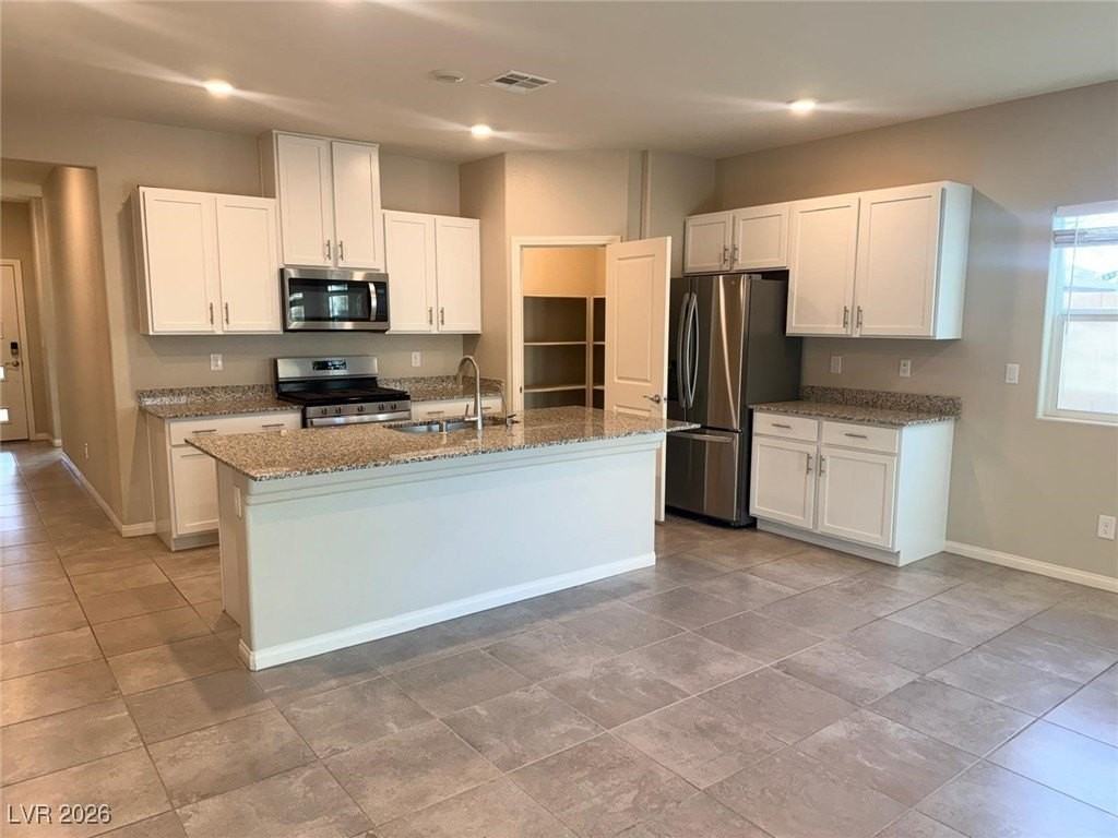 7911 Pearly Ct - Photo 6 of 38