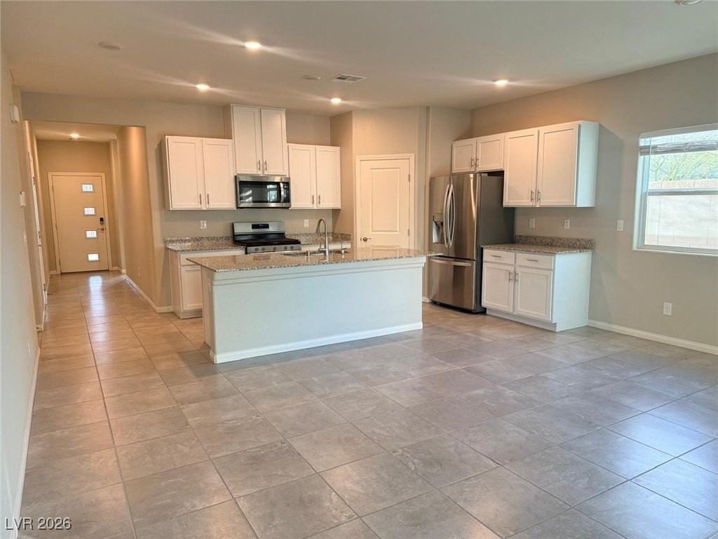 7911 Pearly Ct - Photo 7 of 38