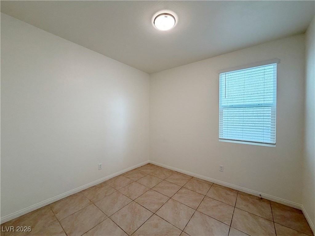 6983 Cottage Vista Ave - Photo 5 of 27