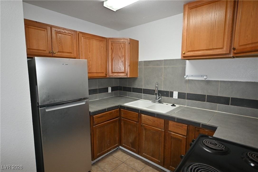 2334 N Lamb Blvd #D - Photo 2 of 24