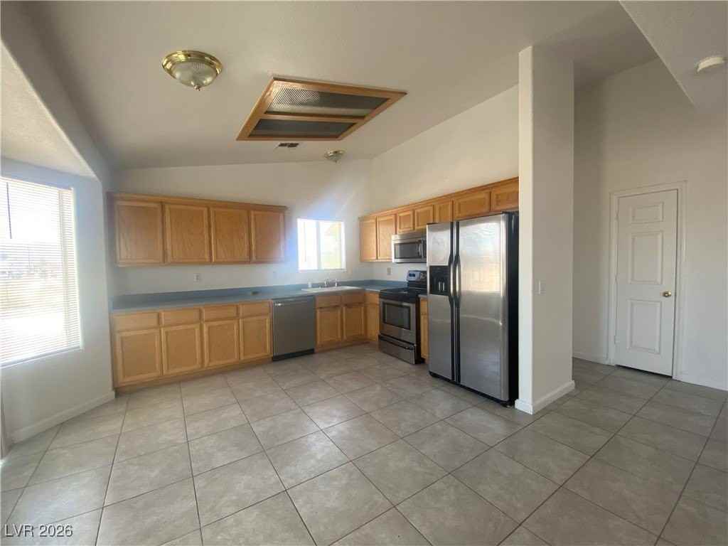 2141 W Scales Way - Photo 4 of 11