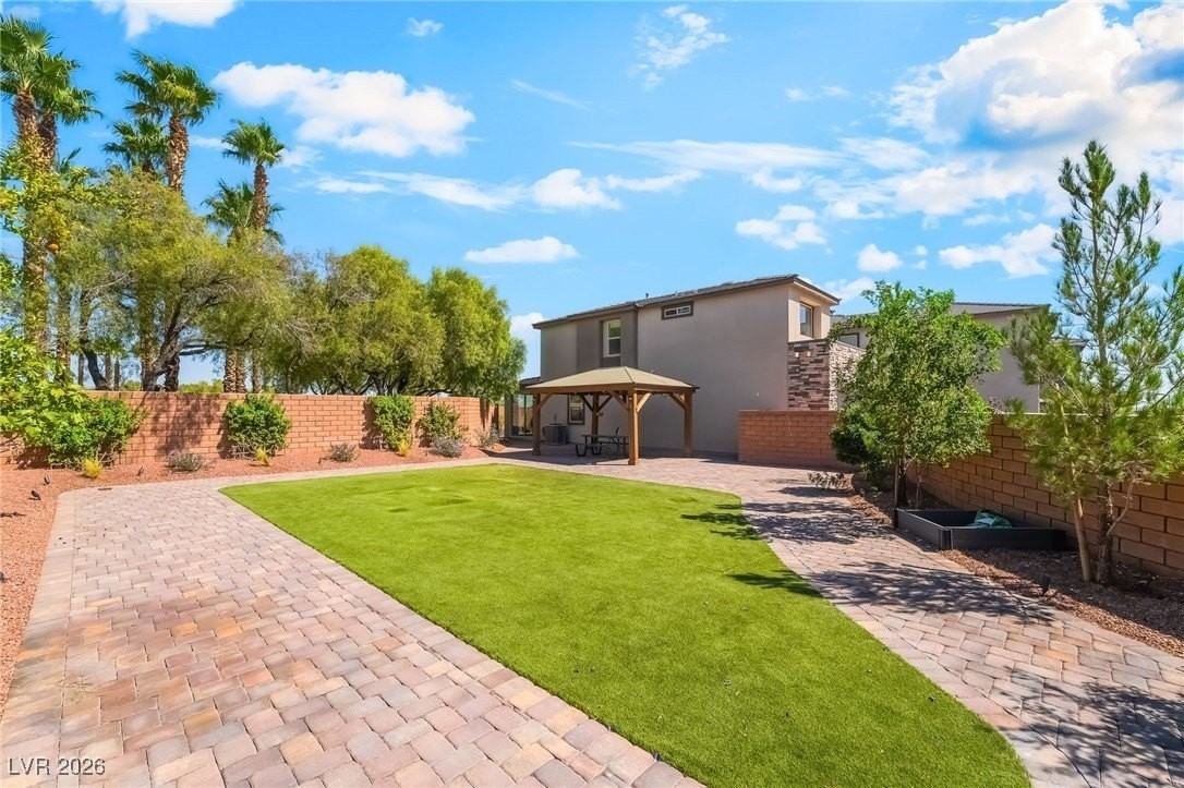 10784 Glowing Dawn Ave - Photo 2 of 28