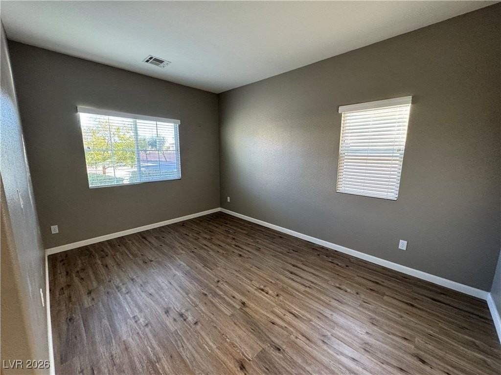 6021 Valley Flower St - Photo 3 of 49