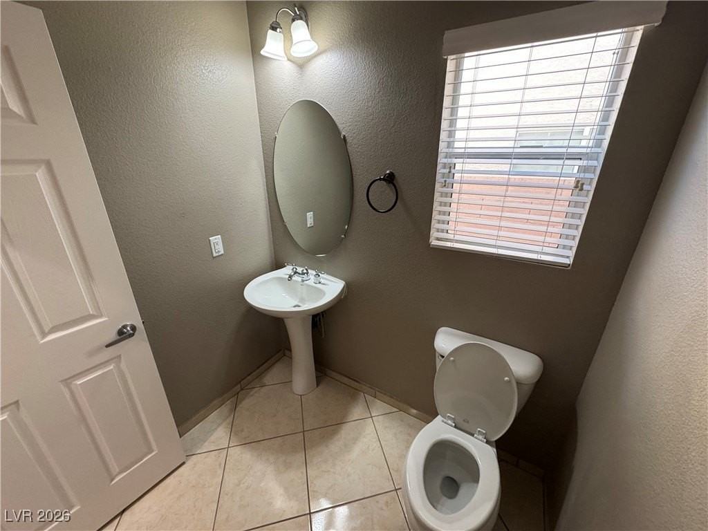 6021 Valley Flower St - Photo 6 of 49