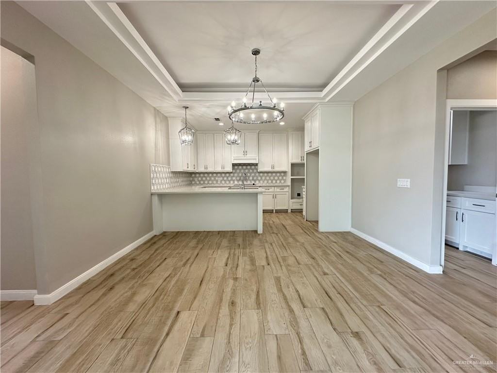 2725 Kilgore Ave - Photo 4 of 16