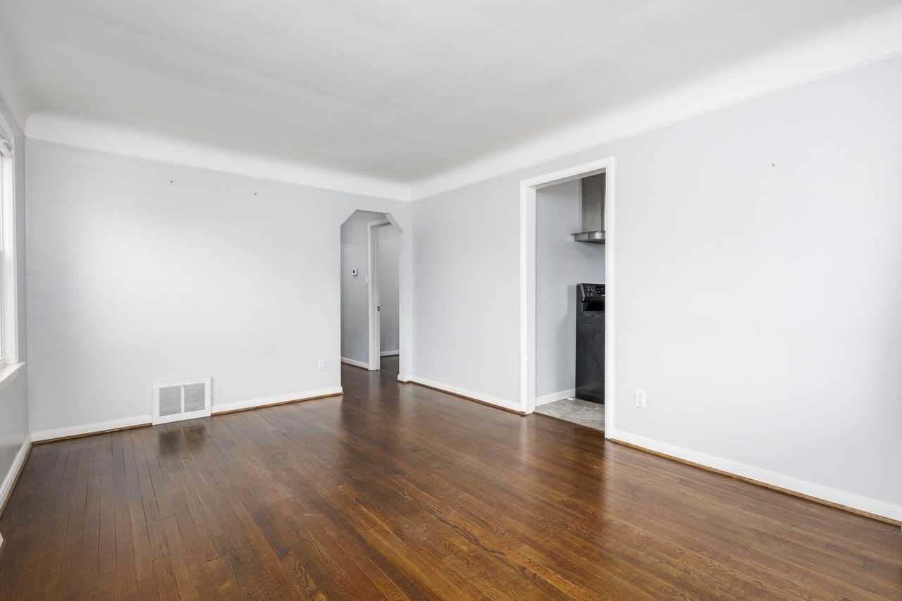 23005 California St - Photo 5 of 18