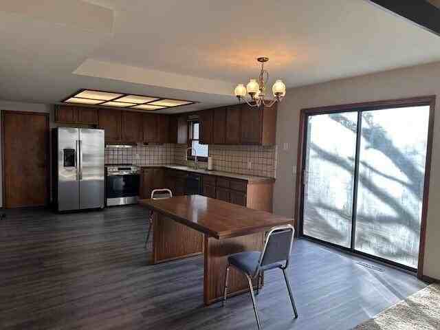 216 Day Dr - Photo 3 of 29