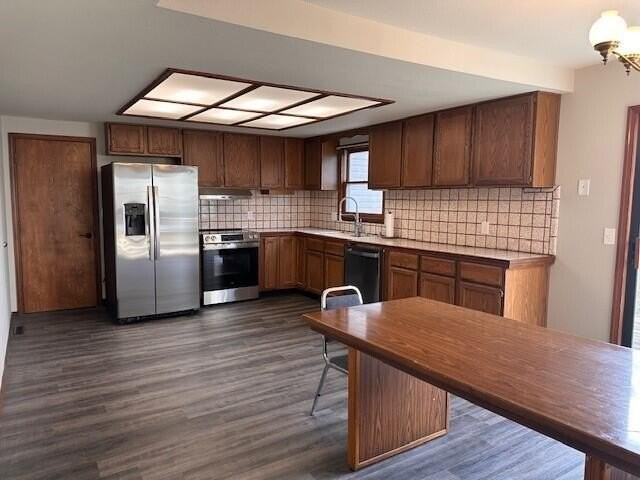 216 Day Dr - Photo 4 of 29