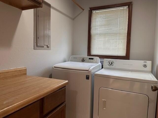 216 Day Dr - Photo 7 of 29