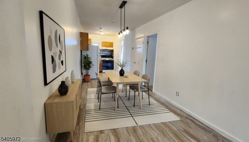 239 S 8th St - Photo 4 of 17