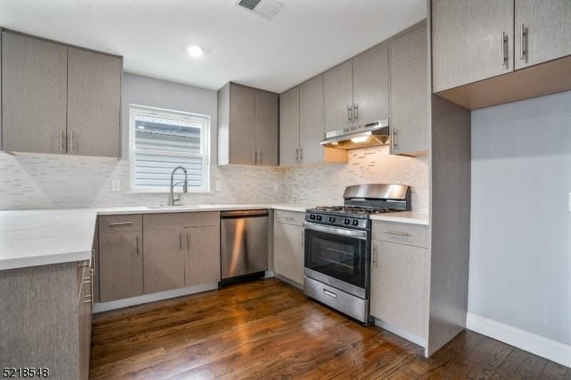 414 S 16th St - Photo 5 of 14