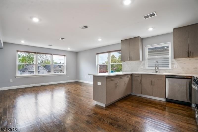 414 S 16th St #2 - Photo 3 of 14