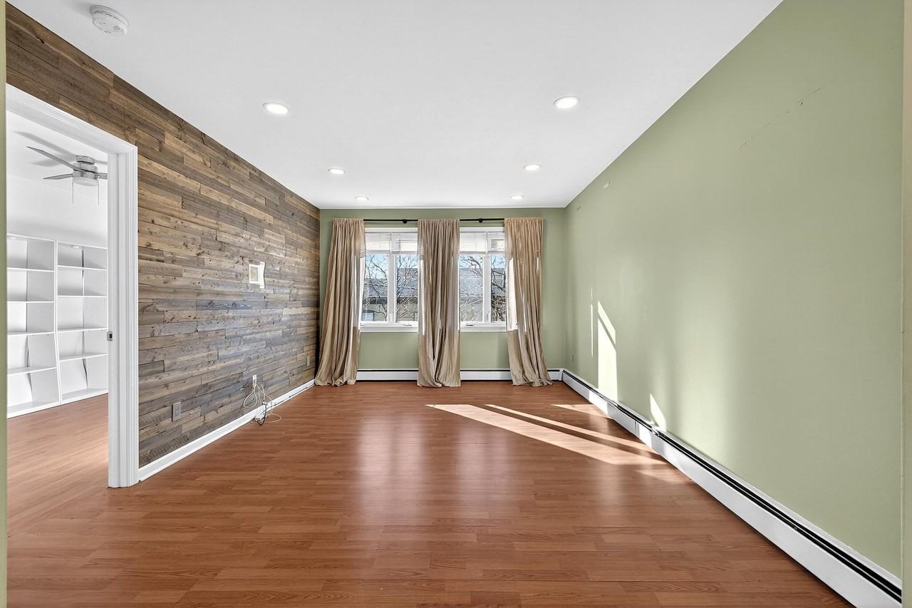 27 Mechanic St #3 - Photo 7 of 19