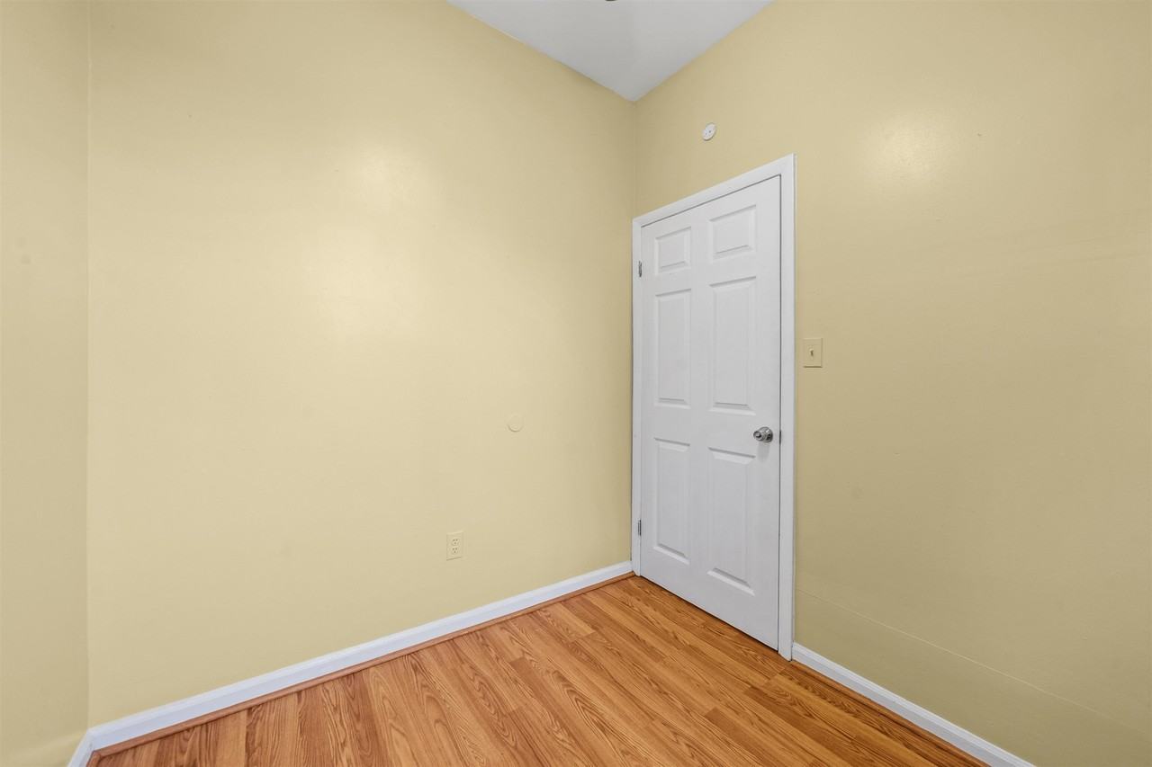 143 W 3rd St #2 - Photo 6 of 13