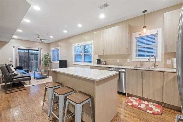 48 W 18th St #2 - Photo 3 of 13