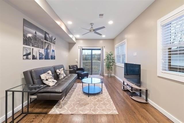 48 W 18th St #2 - Photo 4 of 13