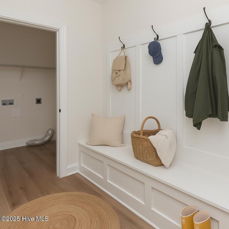 111 Hampton Ct - Photo 5 of 31