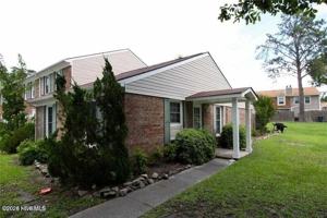 featured image of 114 King George Ct