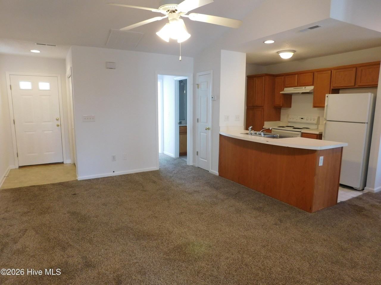 4026 Elizabeth Ave - Photo 5 of 19