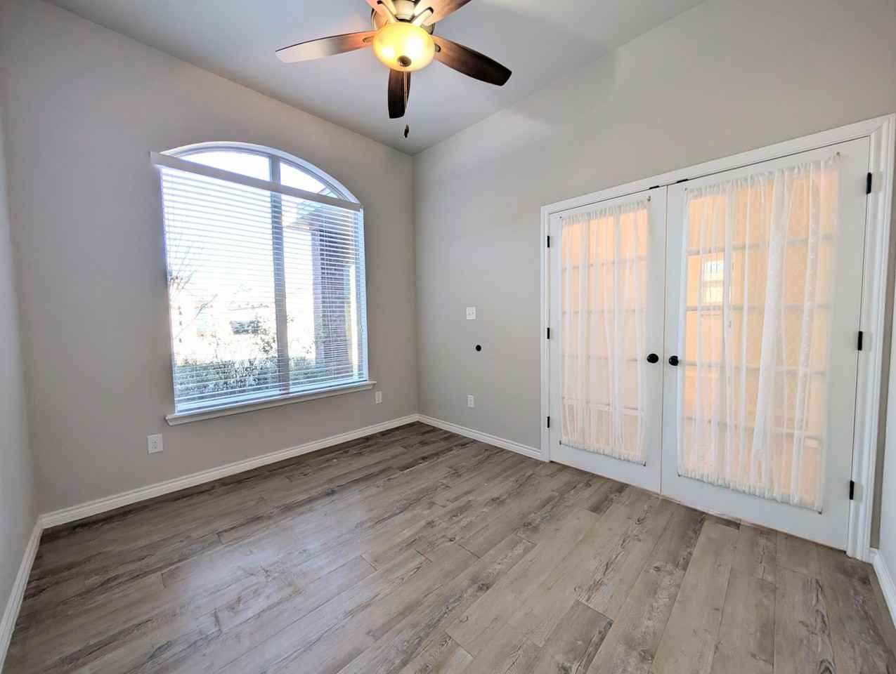 9609 Hyden Ave - Photo 7 of 22