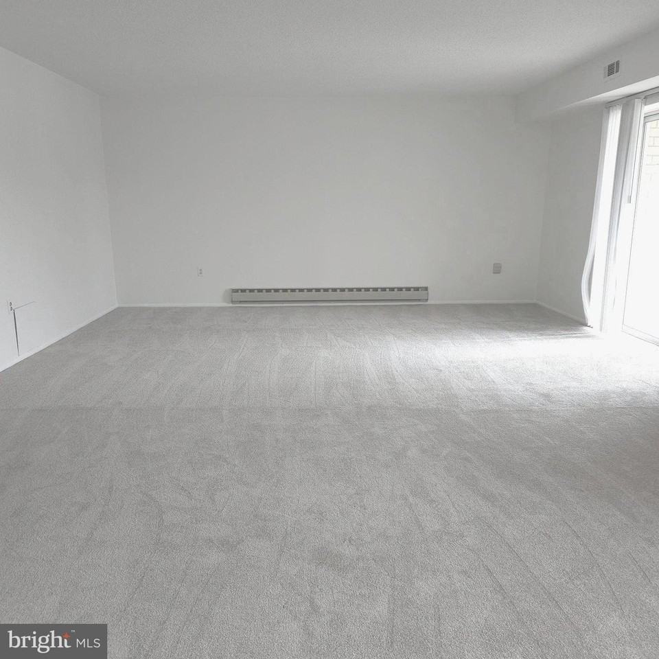 15101 Glade Dr - Photo 6 of 21