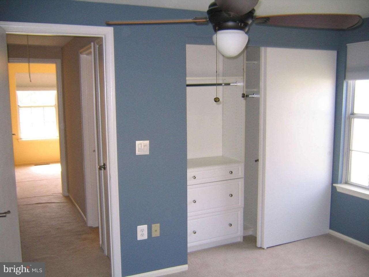 8444 Georgian Ct - Photo 3 of 19