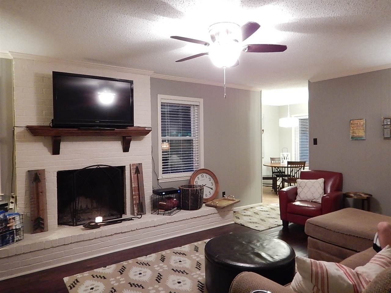 461 Dove Valley Rd - Photo 4 of 18