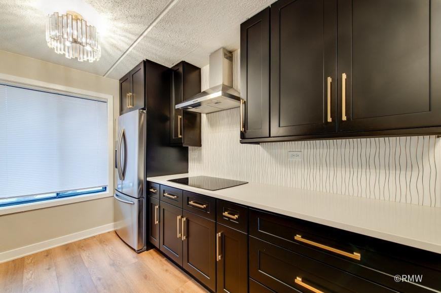 724 N Briar Hill Ln - Photo 5 of 10