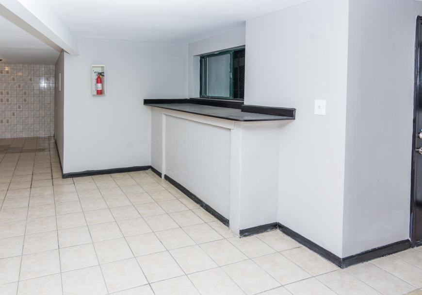 6129 S Indiana Ave - Photo 4 of 10